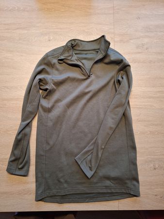 Roll-Shirt 06, Gnäggi