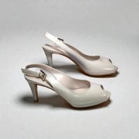 NEUE Gianvito Rossi Slingback Pumps Creme Leder Gr. 38½