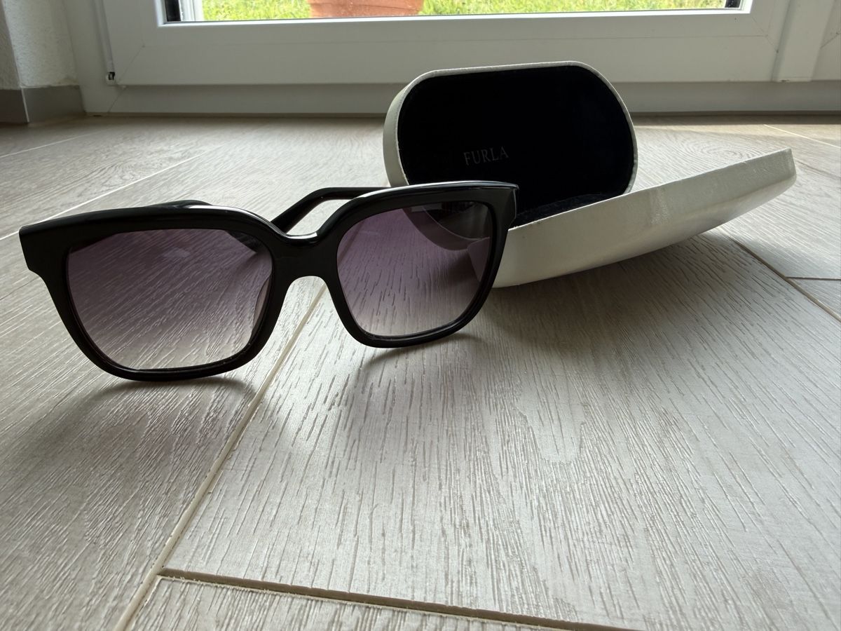 Furla Occhiali & Lenti: Furla Sonnenbrille – Usato da Elsau venduto da fanni.nagy 1