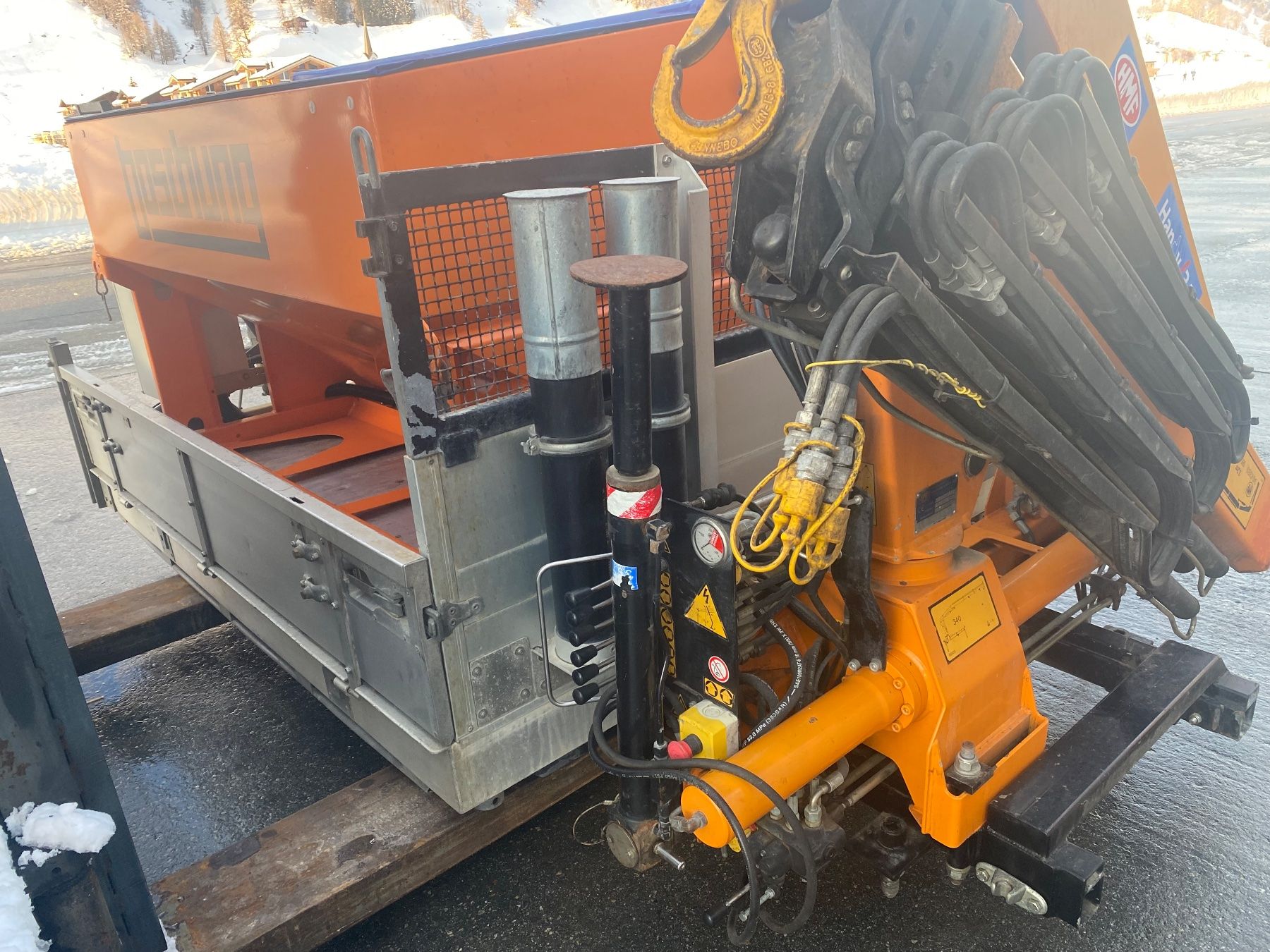 Gru: Kran HMF Handy 340 – Usato da Oberwald venduto da 7408 2