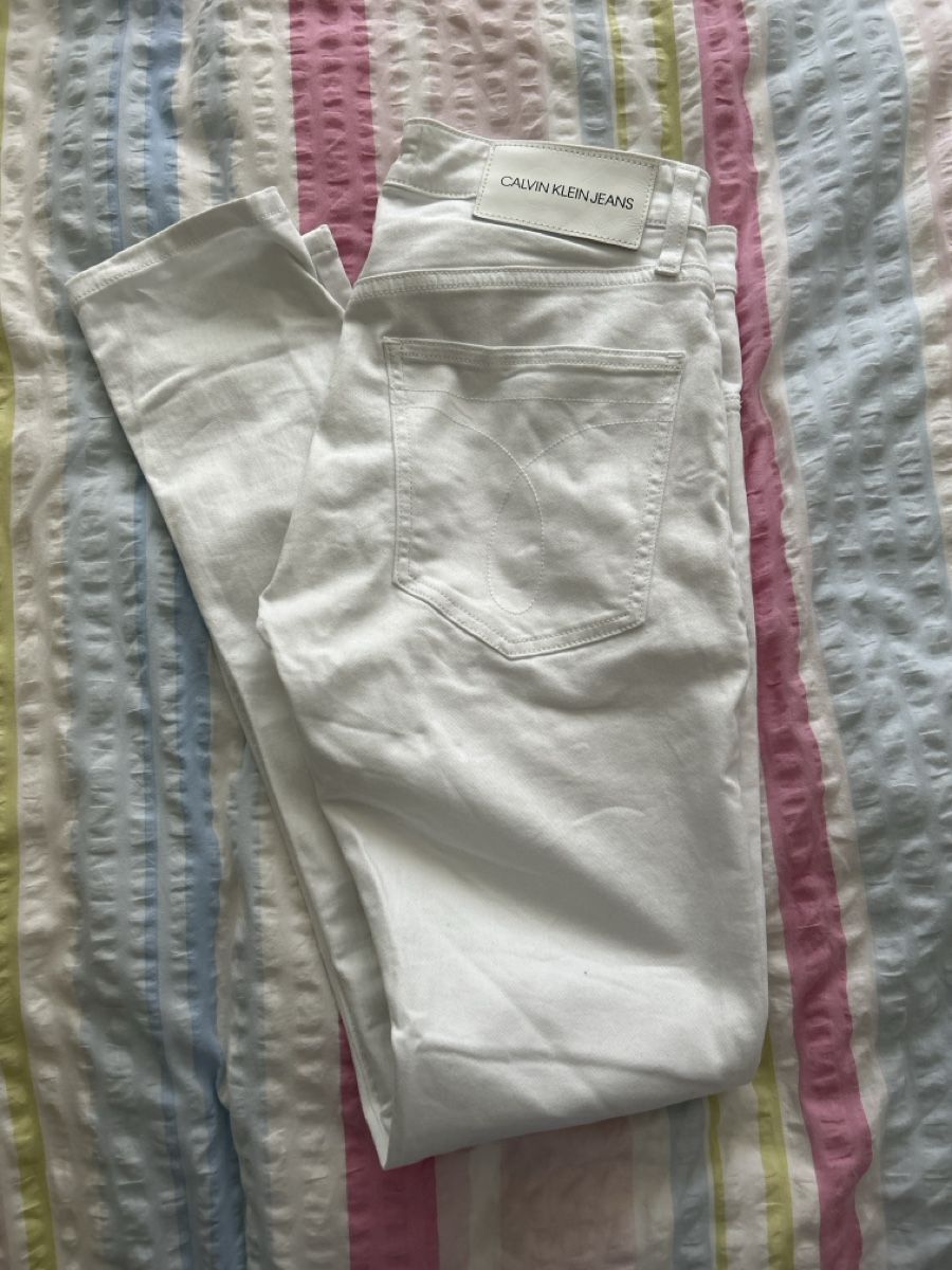 Calvin Klein Jeans: Calvin Klein Jeans  – Nuovo (secondo la descrizione) da Hünenberg See venduto da nca_dmg6