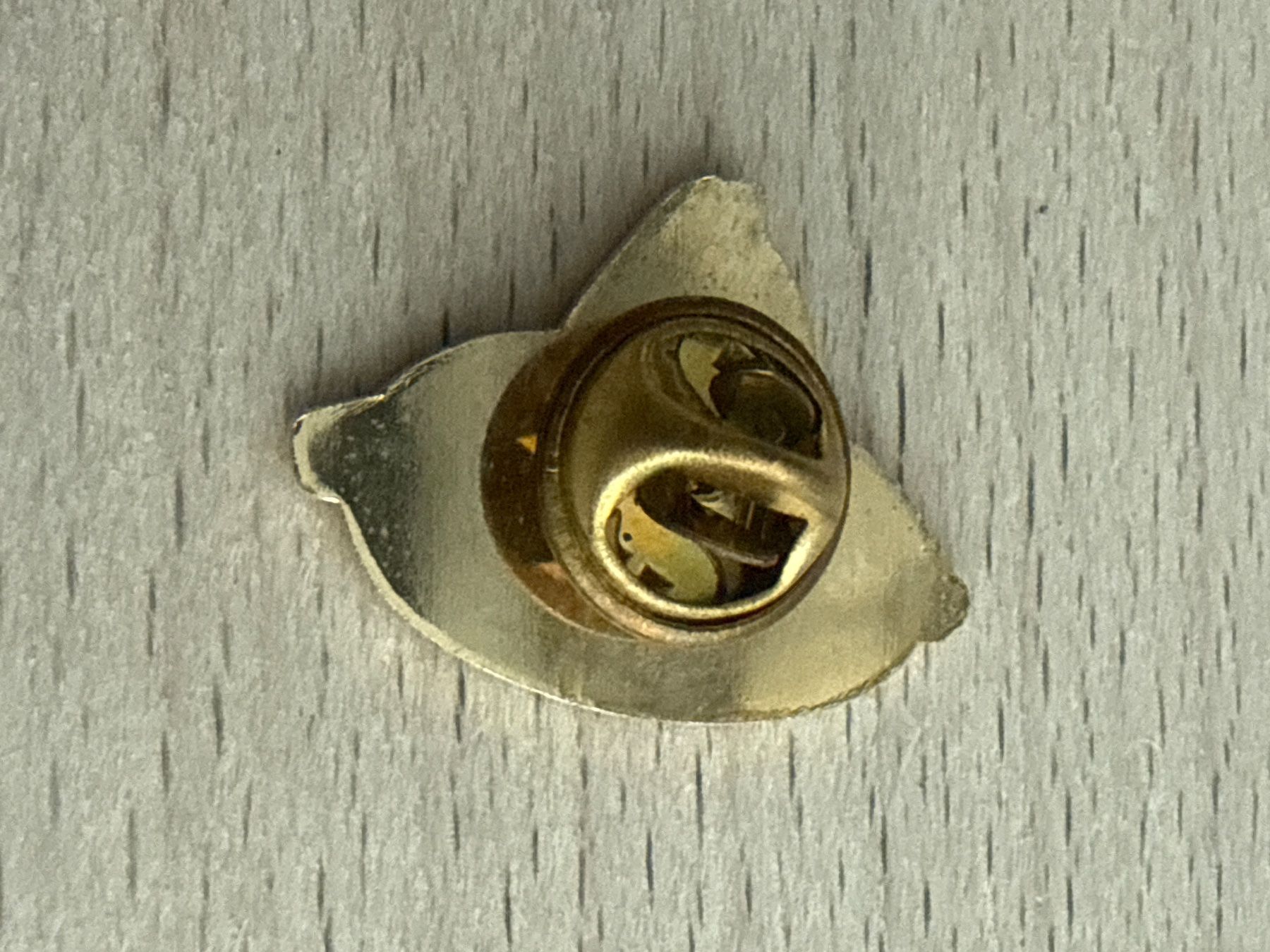 Placchette & Badge: Pin Hotel Rössli Goldau – Usato da Glattbrugg venduto da Schweigmatt 1