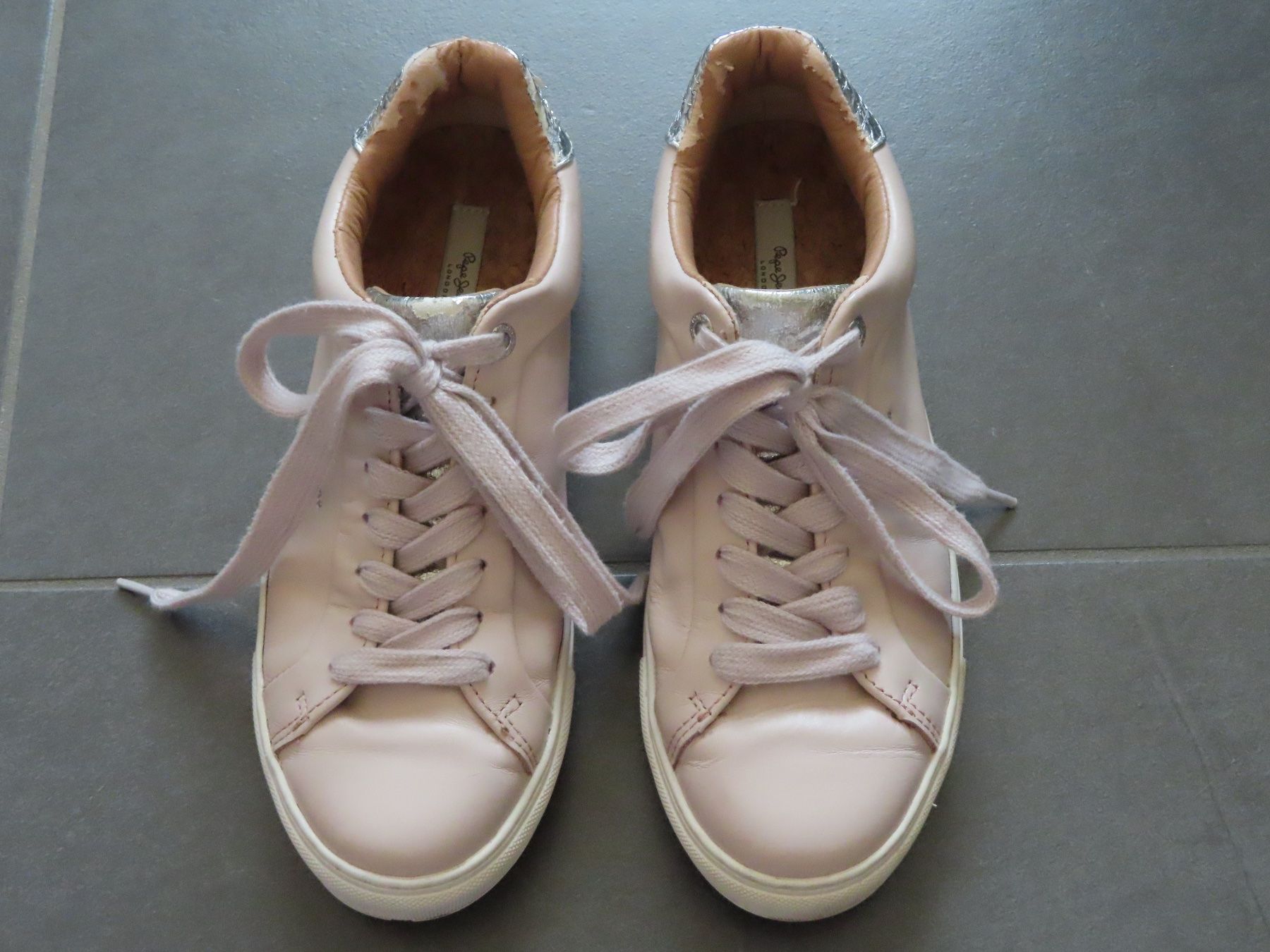 Pepe Jeans Scarpe da donna: PEPE Jeans schöne Leder-Sneaker Gr.38 – Usato da Wallenried venduto da Asyano 1