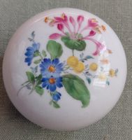 Meissen Dose, Blumendekor, Porzellan, handbemalt
