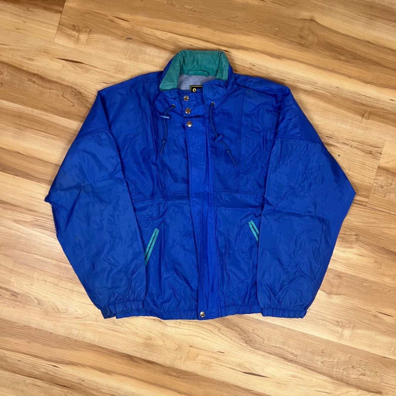 Vestes: Vintage Nylon Windbreaker – D'occasion à Herisau par 1asupply