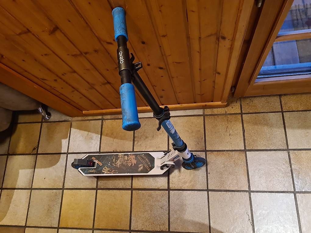 Kickboard: Trotinette pliable – D'occasion à Châtel-St-Denis par max_fri 1