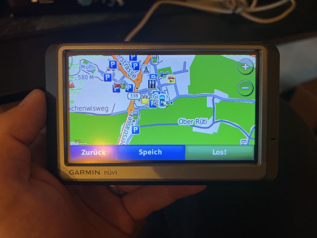 Garmin Navigatori: Garmin nüvi 250W Navigationsgerät – Usato da Wädenswil venduto da dai_2bcv 3