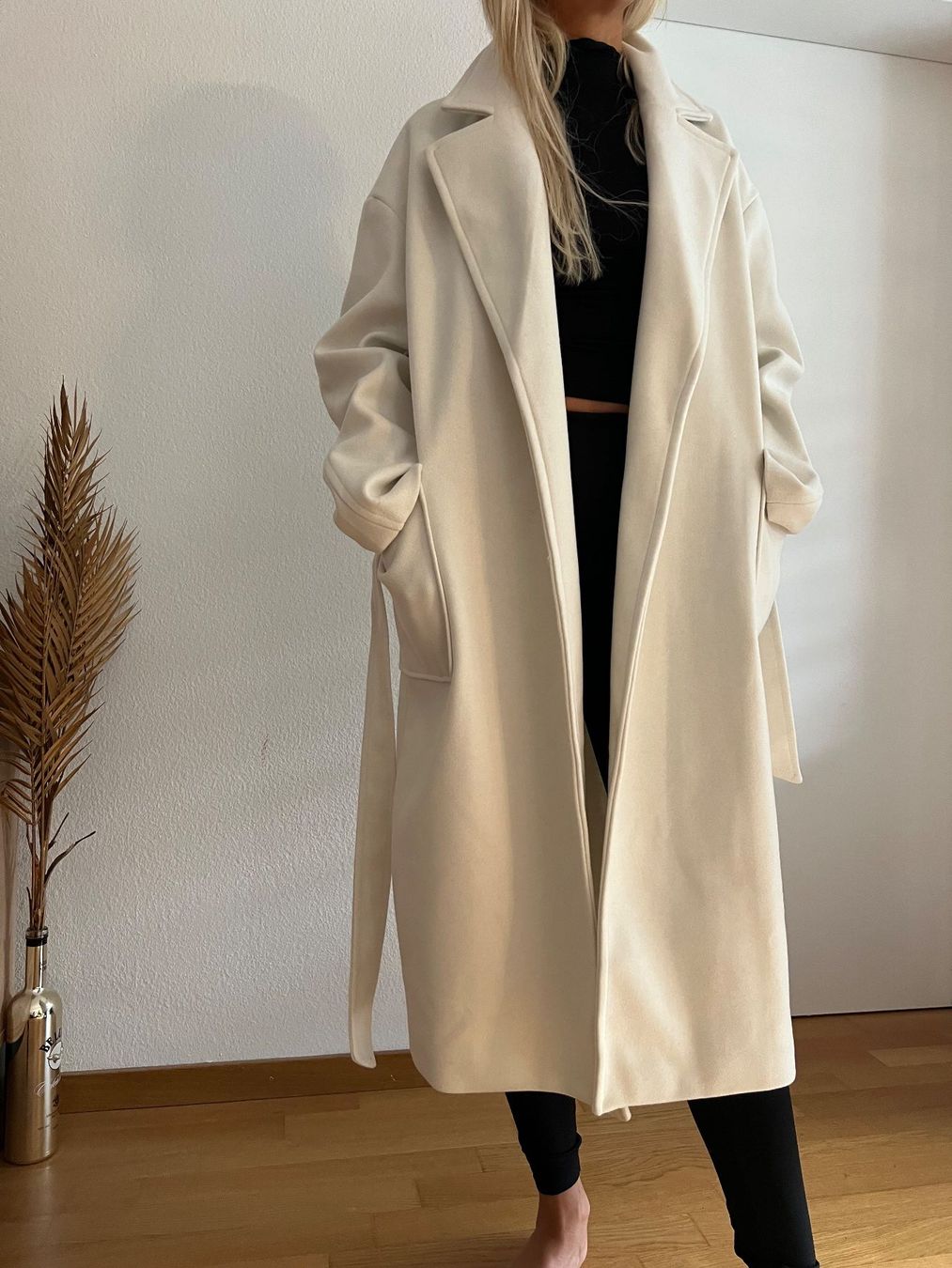 Pull&Bear Cappotti: Pull & Bear  Mantel  Weiss Gr. M neu – Nuovo (secondo la descrizione) da Zürich venduto da ost_5sdl 3