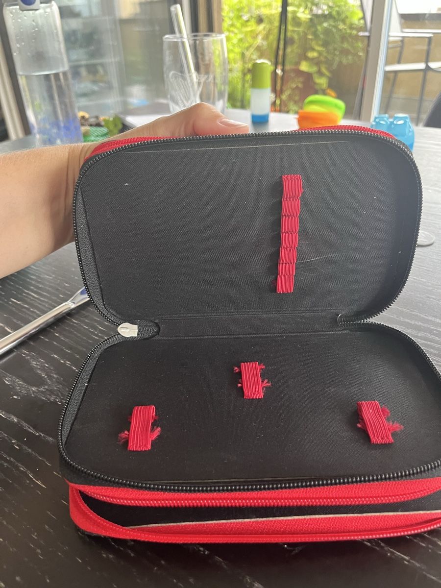 Schüler-Etuis: Marvel Avengers Pencil Case/ Schuletui  – Gebraucht aus Pfäffikon SZ von Marroni22 4