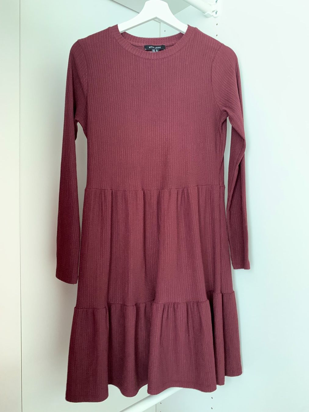 New Look Vestiti: Bordo Langarmkleid Winterkleid M – Usato da Zollikofen venduto da AleliG