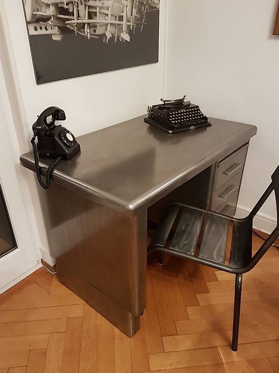Scrivanie: Bureau en métal année 50/60 type strafor  – Usato da Ardon venduto da Virgil7