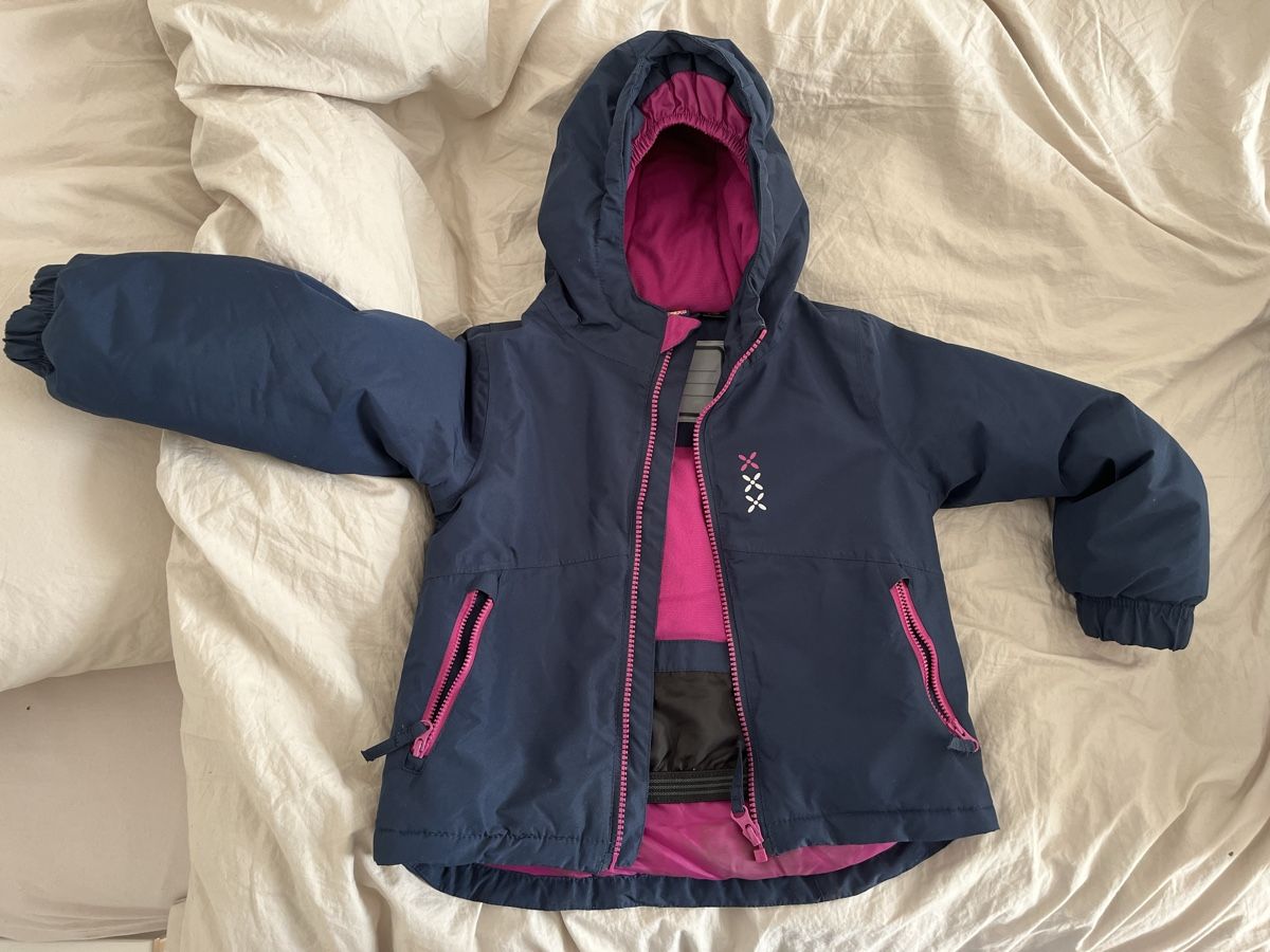 Giacche & Cappotti: Winterjacke Mädchen Grösse 98-104 – Nuovo (secondo la descrizione) da Aarau Rohr venduto da Sara039