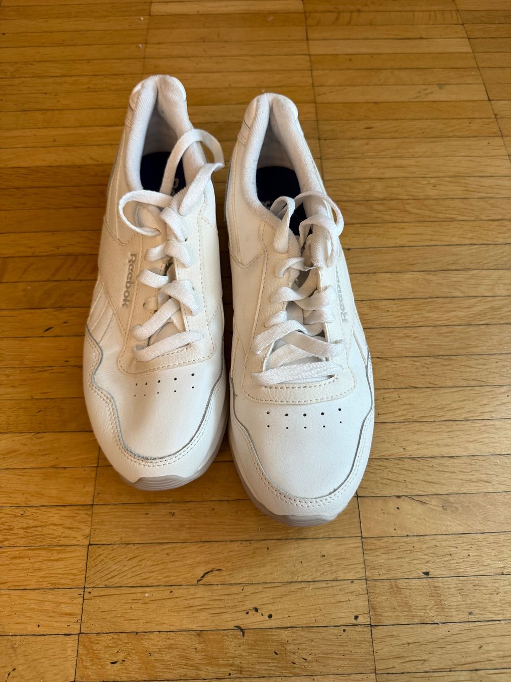 Reebok Damenschuhe: Reebok  Sneaker, Weiss, Top Zustand, Gr. 38 – Gebraucht aus Zürich von congenium