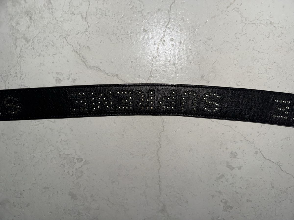 Cinture: Supreme Logo Gürtel – Usato da Gossau ZH venduto da Shaolin 6