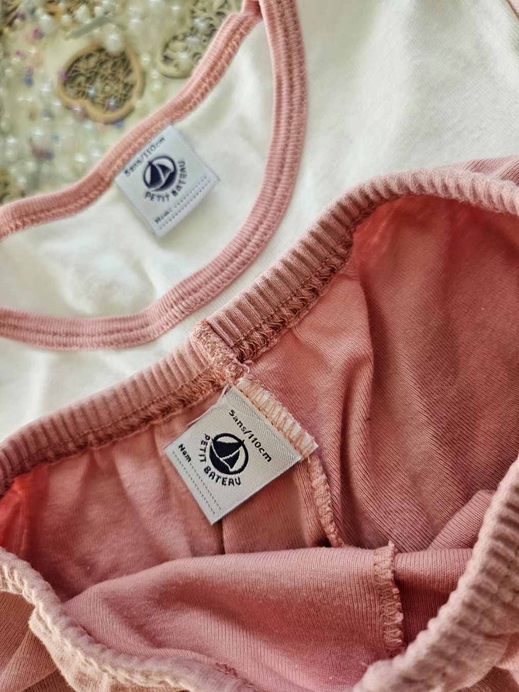 Petit Bateau Pigiami: Petit Bateau Sommer Pyjama – Usato da Unterägeri venduto da Sleepbear 2