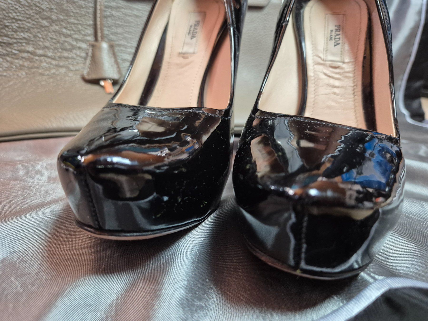 Prada Scarpe da donna: PRADA escarpins en cuir Prada - taille: EU 36 – Usato da Essertes venduto da onezoneplay 3