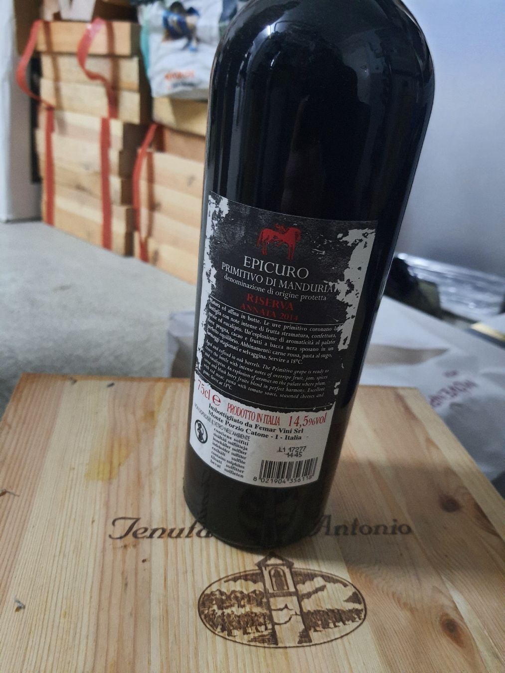 Vino: Epicuro Riserva Primitivo di Manduria DOP - 2014 – Nuovo e nell'imballaggio originale da Flawil venduto da rcnkr 1