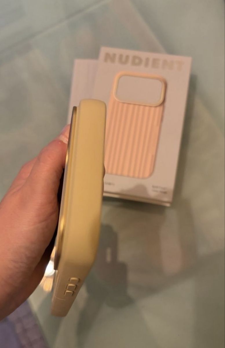Coques & Protection écran: Nudient iPhone 17 pro Max Hülle mit Magsafe – D'occasion à Basel par Brunner.T 5