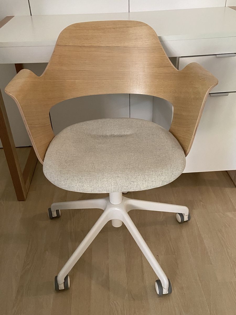 Ikea Stühle: Konferenzstuhl -Eiche- mit Roller – Gebraucht aus Meilen von Lore1972 1