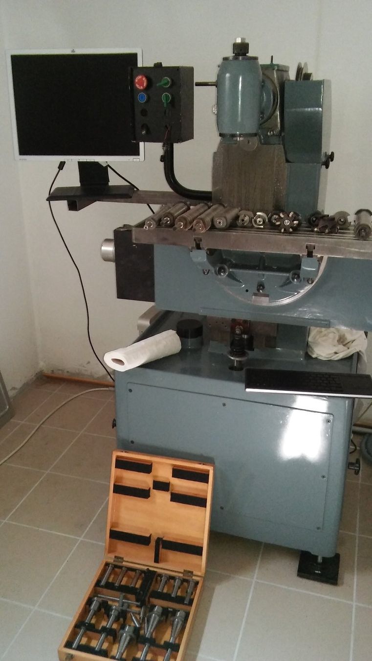 Tutte le macchine: machine luthy lf-10 cnc – Difettoso da Pompaples venduto da Pascalejb