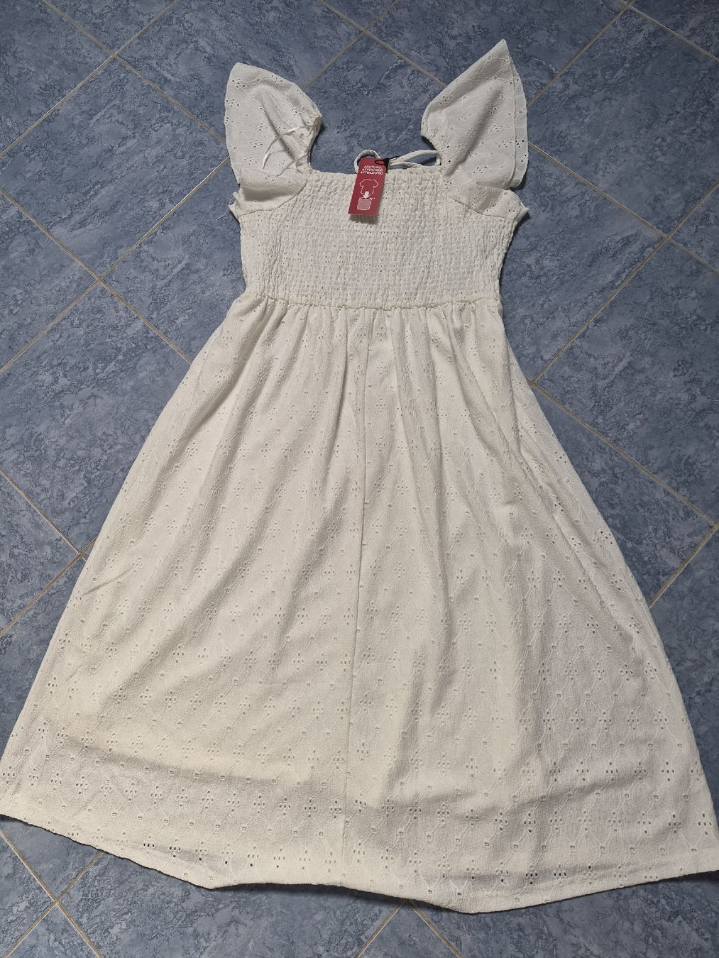Robes: Damen kleid gr. XL – Neuf (Voir description) à Oberbuchsiten par selotius