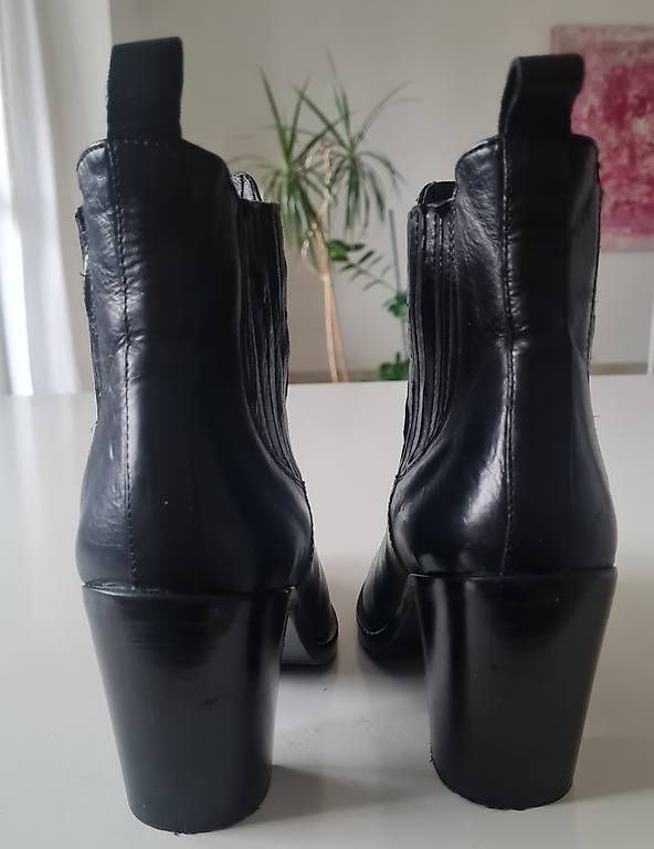 Damenschuhe: Lederstiefelette,  schwarz,  Gr. 38, Blockabsatz – Gebraucht aus Kreuzlingen von vir_thb7 1