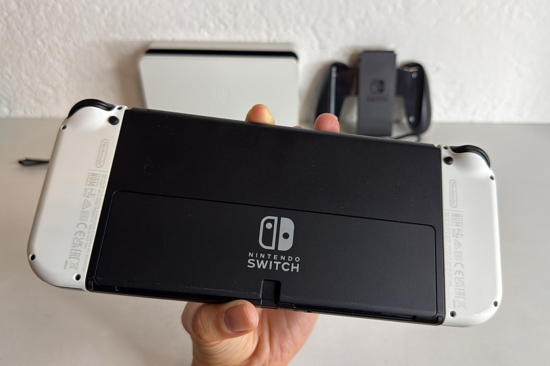Nintendo Konsolen: Nintendo Switch OLED – Weiss  – Gebraucht aus Ehrendingen von lax21 2