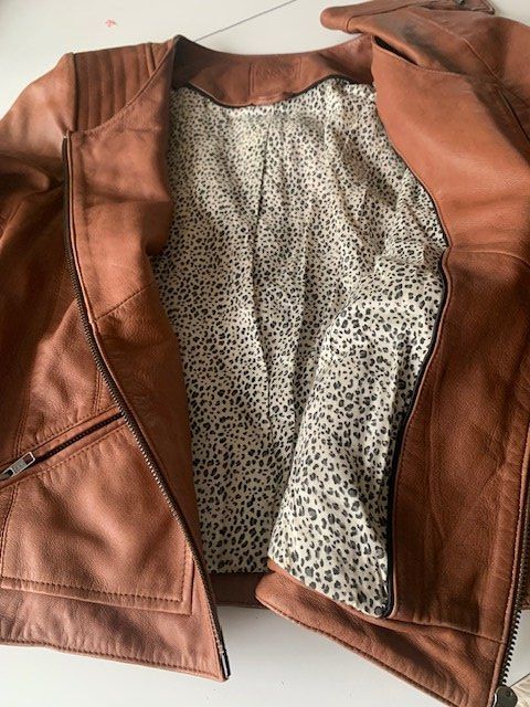 Giacche: 2 vestes cuir femmes – Usato da porrentruy venduto da choulchoul 2