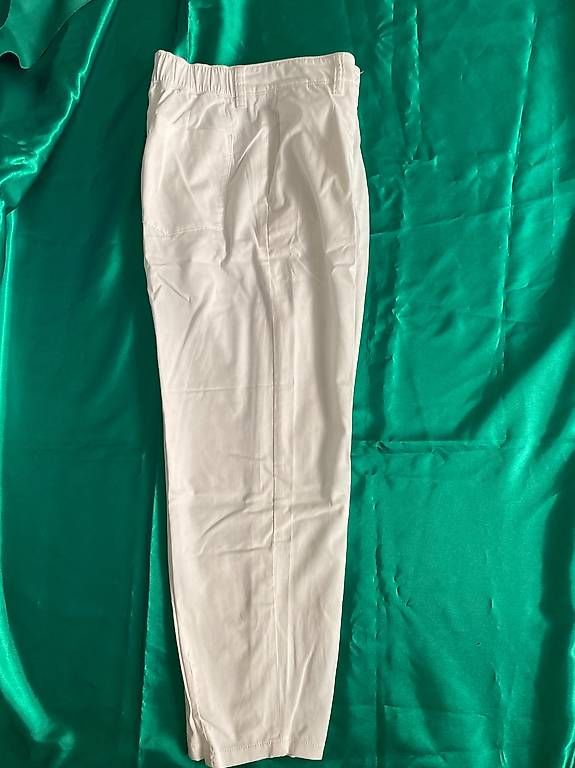 Pantaloni: OPUS Sommerhose – Usato da St. Gallen venduto da Konstanza 2
