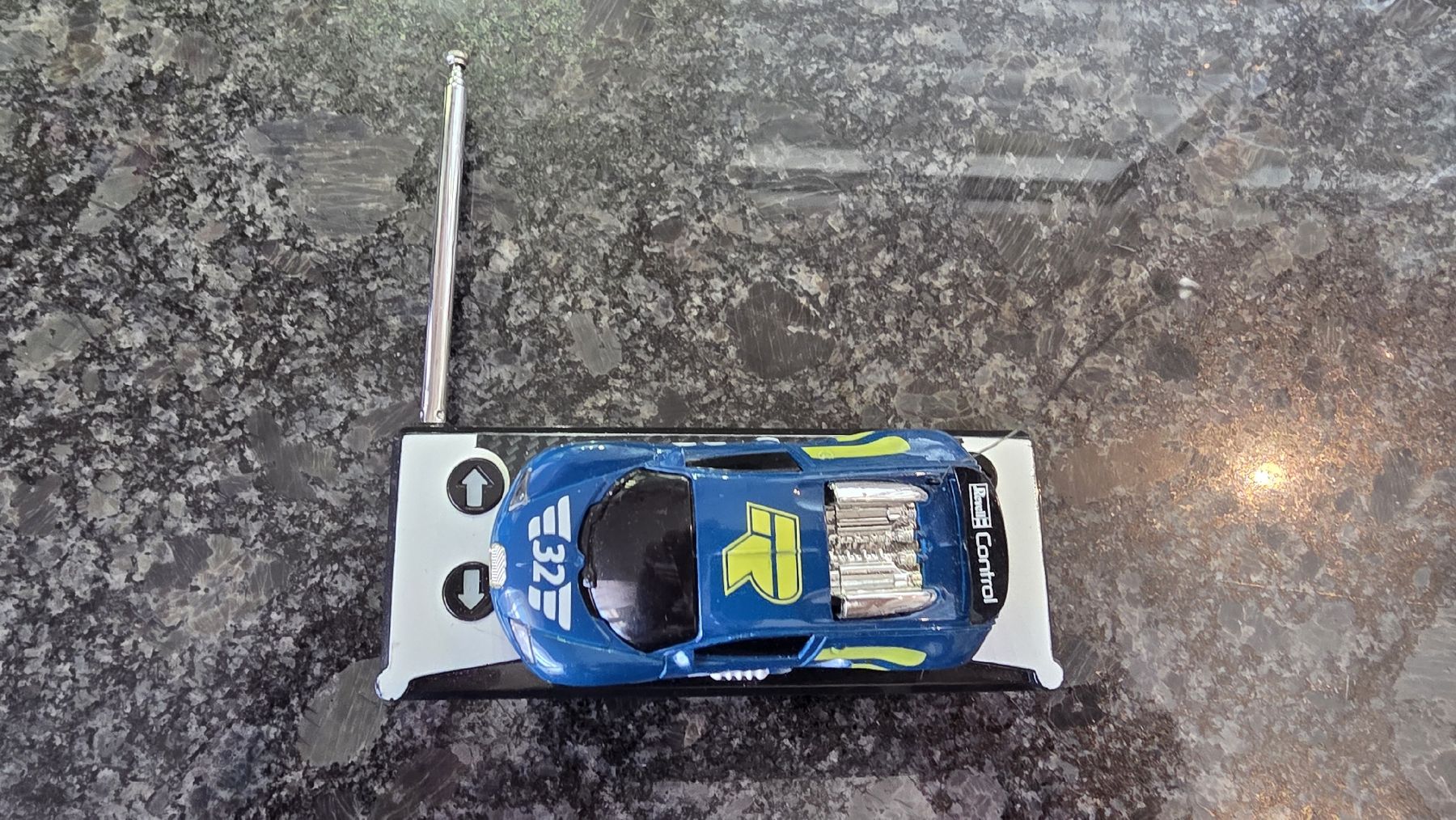 Giocattoli: RC MINI - Carson / Revell Control Nano Racer – Usato da Grüningen venduto da scotus82 1