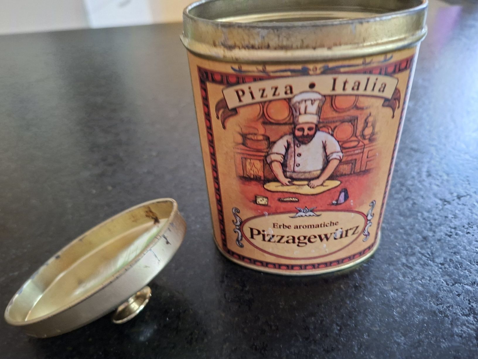 Contenitori & Simili: vintage Gewürzdose Pizza – Usato da Meinisberg venduto da MartinaM1972 4