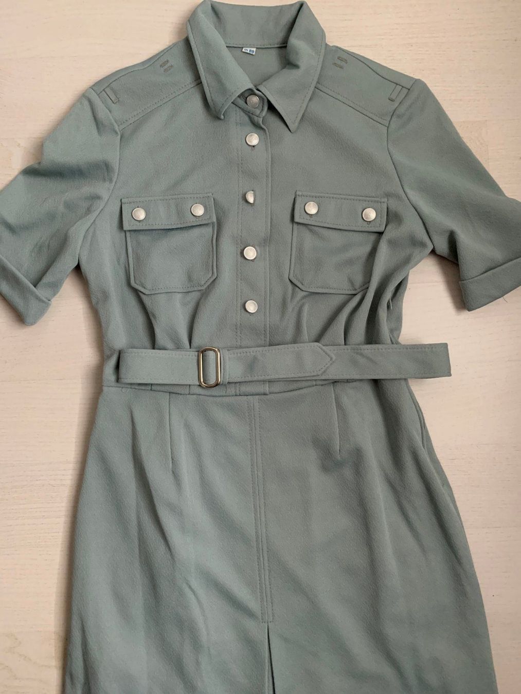 Costumi: Damenuniformkleid Polizei DDR – Usato da Volketswil venduto da zwitsch33 2