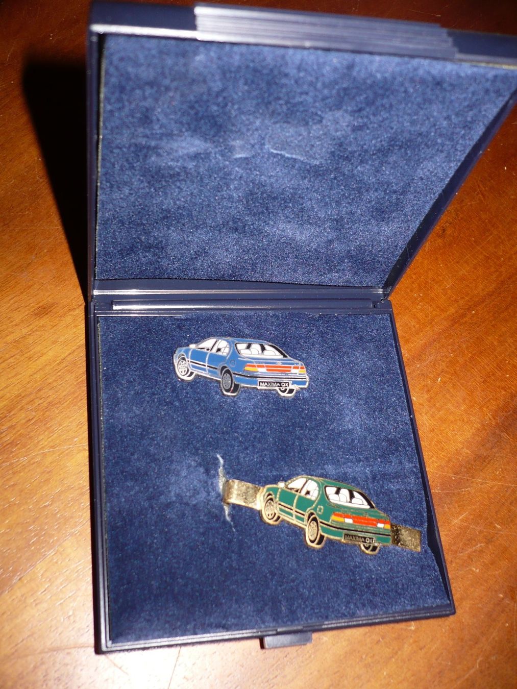 Altri gioielli: Pins Auto Maxima QX – Usato da Merzligen venduto da Marthe22 1