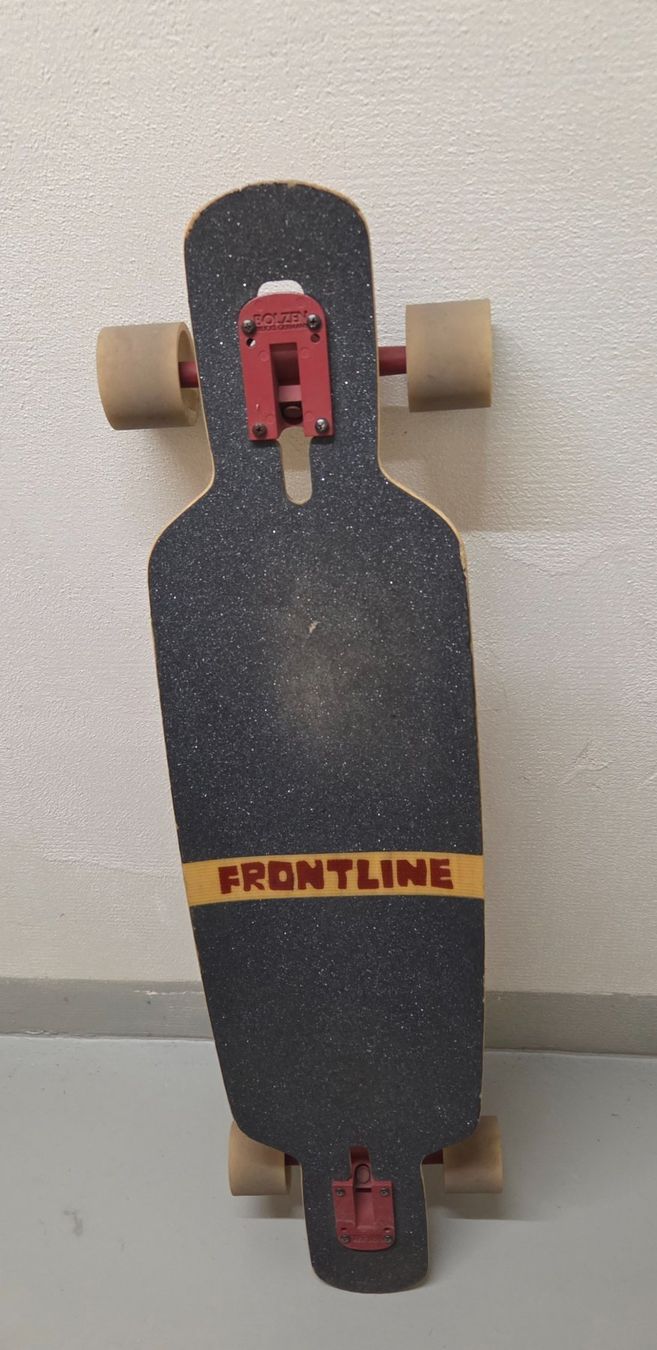 Skateboards: Tolles Longboard von Frontline – D'occasion à Zürich par wile_coyote