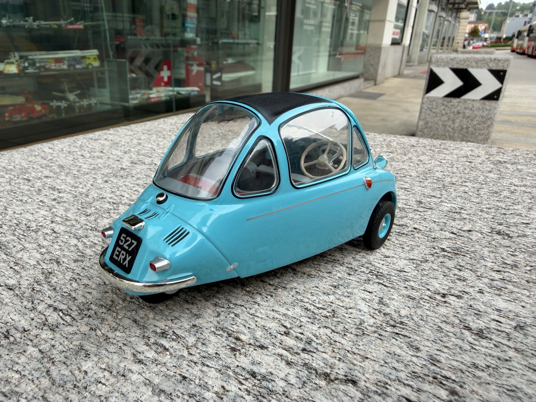Modellini d'auto: Oxford 1:18 Trojan Heinkel – Usato da Chiasso venduto da Carrara-Modellismo 2