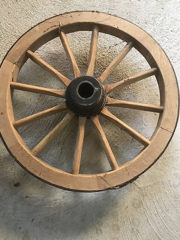 Pneus & Roues: Holzrad – D'occasion à Steffisburg par Go4me0