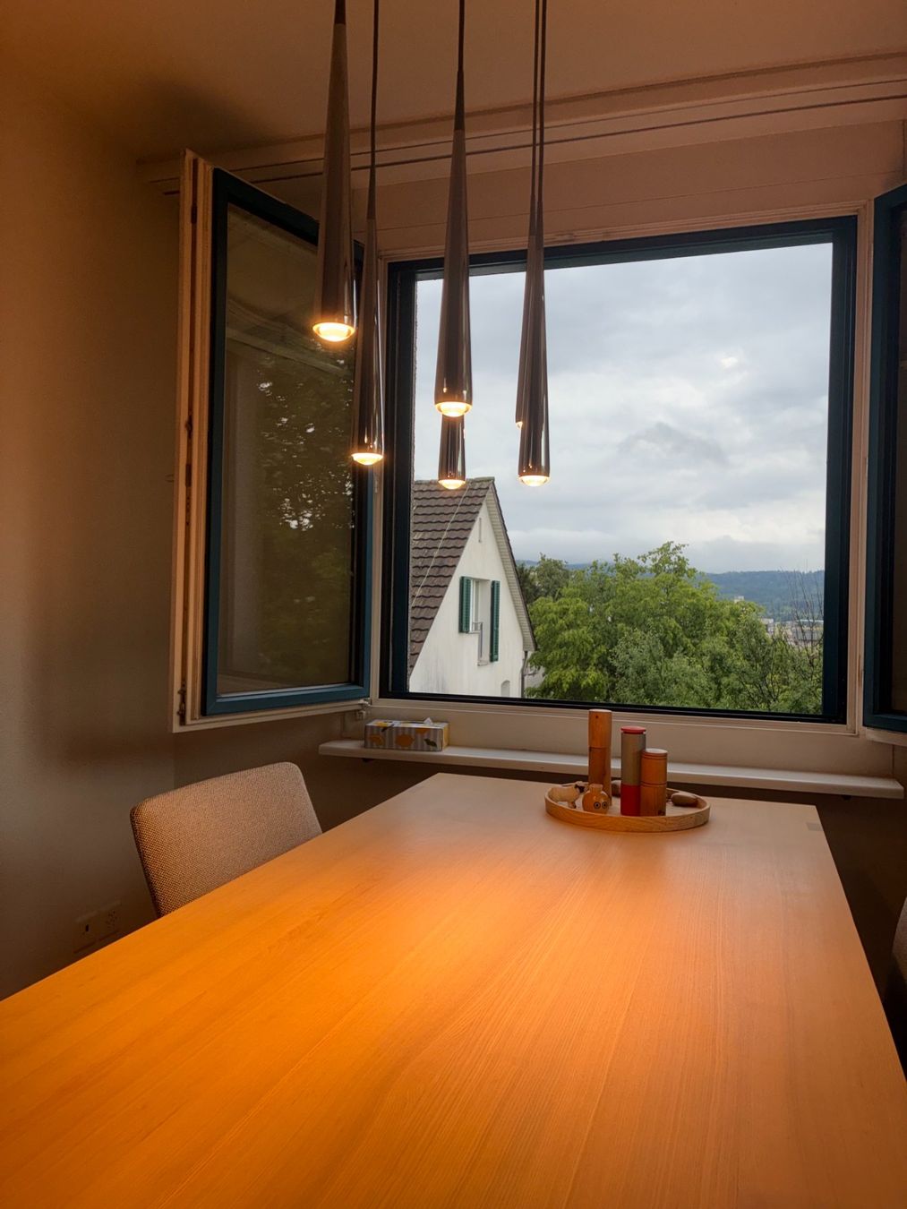 Lustres & lampes de plafonds: Esszimmerleuchte – D'occasion à Zürich par Gilbertolino