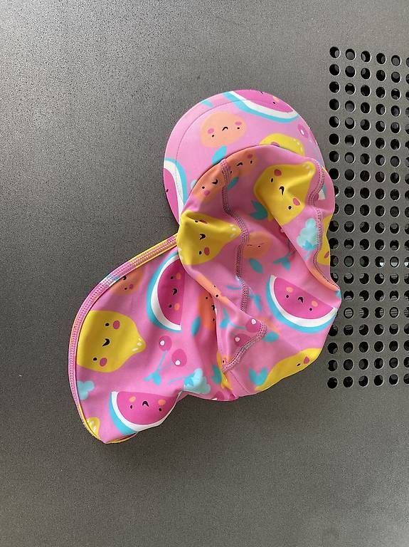 Altro abbigliamento per bambino: Badehut mit Nackenschutz, ca. 2-4 Jahre – Usato da Goldau venduto da mic_m6k9 1