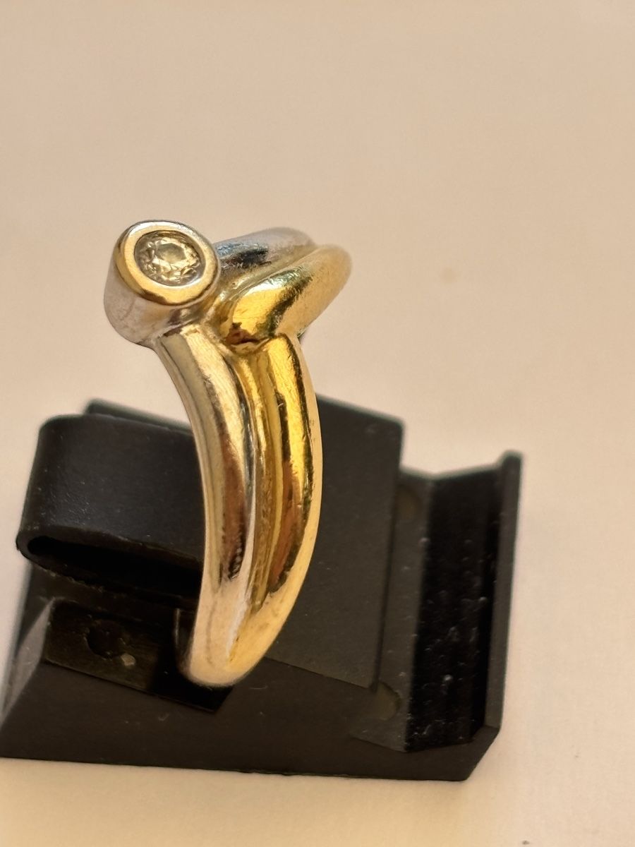 Anelli: Ring 750 bicolor mit  Diamant  – Usato da Langnau am Albis venduto da flusspflege 3