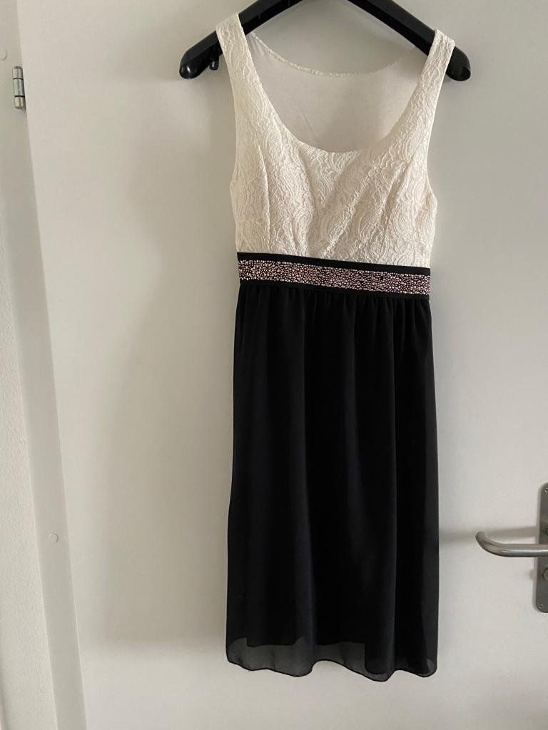 Vestiti: Kleid Gr.S/M – Usato da Thalwil venduto da Briscolina 1