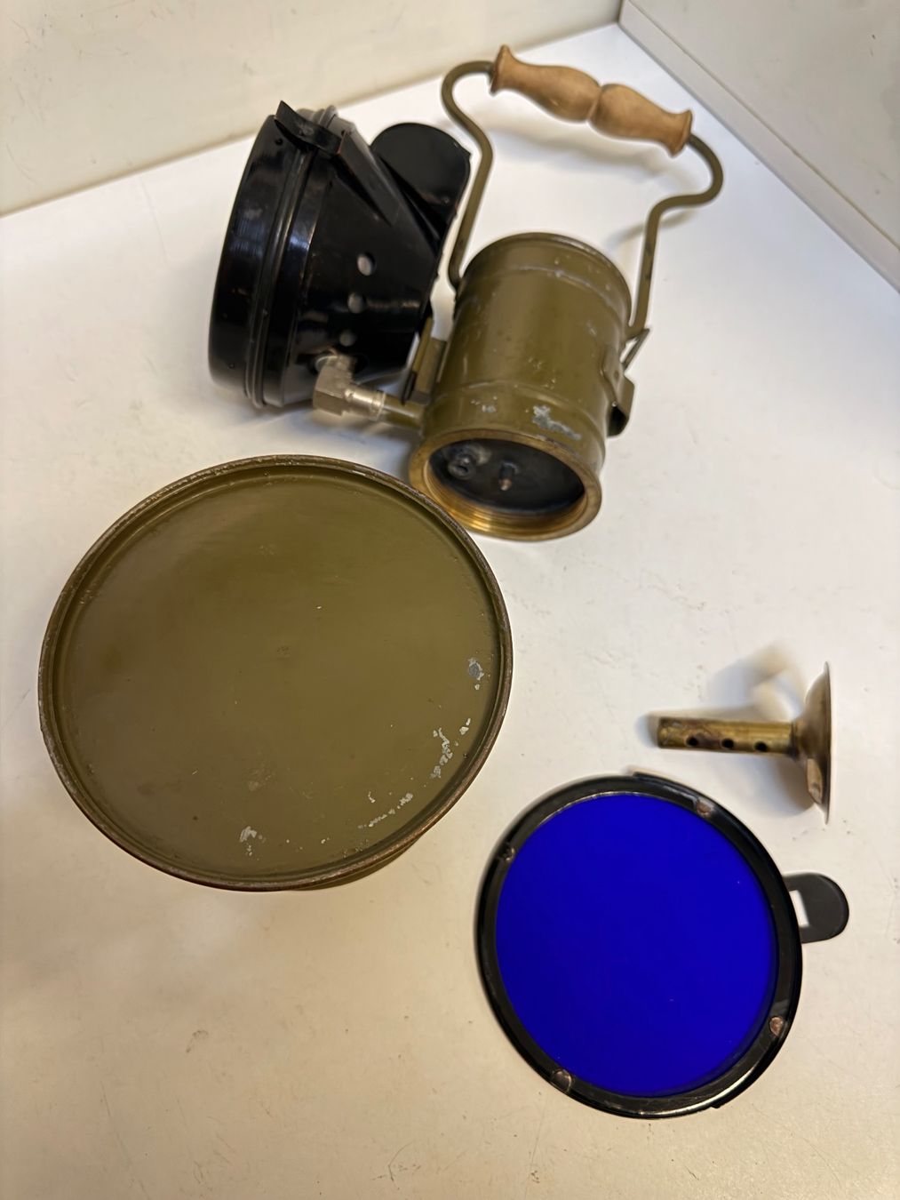 Lampade: Scheinwerfer Karbidlampe Karbidlaterne der Schweizer Armee – Usato da bad ragaz venduto da shopizol 7