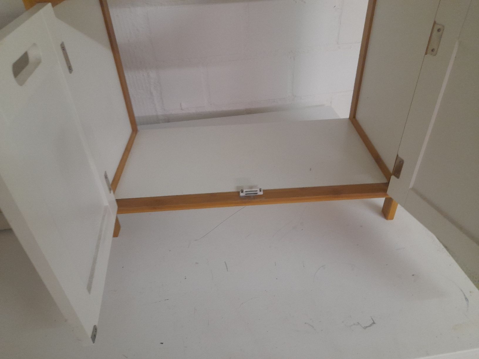Badezimmermöbel: Waschbeckenunterschrank – Gebraucht aus Glattbrugg von B_B 2