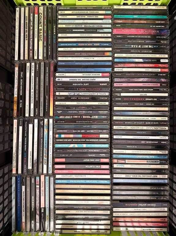 CD: Grosse CD Sammlung ca. 350-400 CD's – Usato da Rubigen venduto da dreamgirl 1