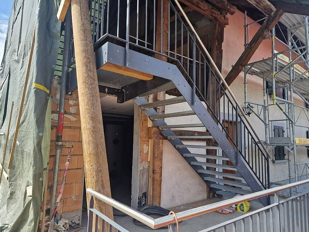 Scale: Escaliers extérieurs  – Usato da Rossens FR venduto da boodger 3