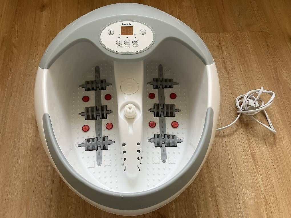 Dispositivi per massaggi: Beurer FB 50 Relax-Fußsprudelbad – Usato da Elgg venduto da Lajess87 2