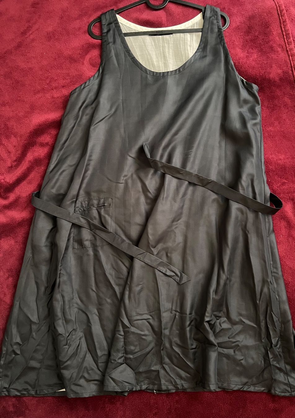 Kleider: Silk maxi dress – Neu (gemäss Beschreibung) aus Lausanne von NYC67 9