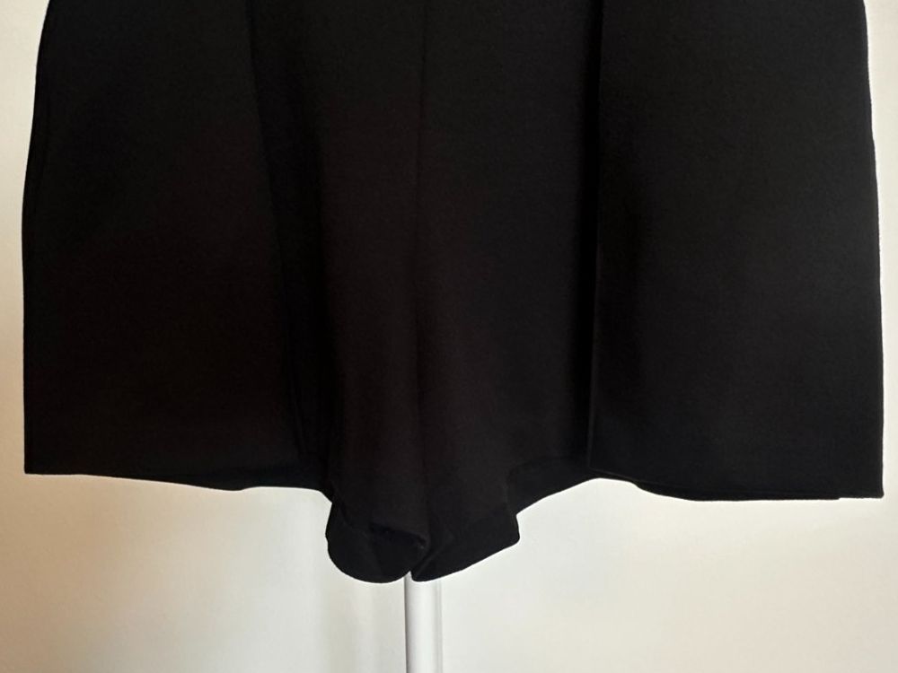 H&M Pantaloni: Shorts von H&M (S) – Usato da Urdorf venduto da ARJN 2