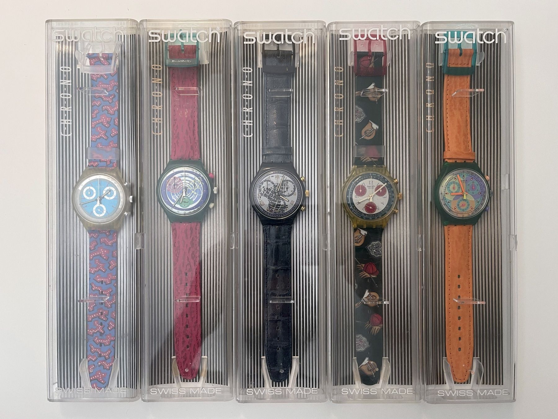 Swatch Montres: Lot de 5 Swatch Chrono – Neuf avec emballage d'origine à Lausanne par logiknet