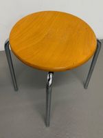 Vintage Hocker, Holz-Sitzfläche, Chrom-Beine, Mid Century