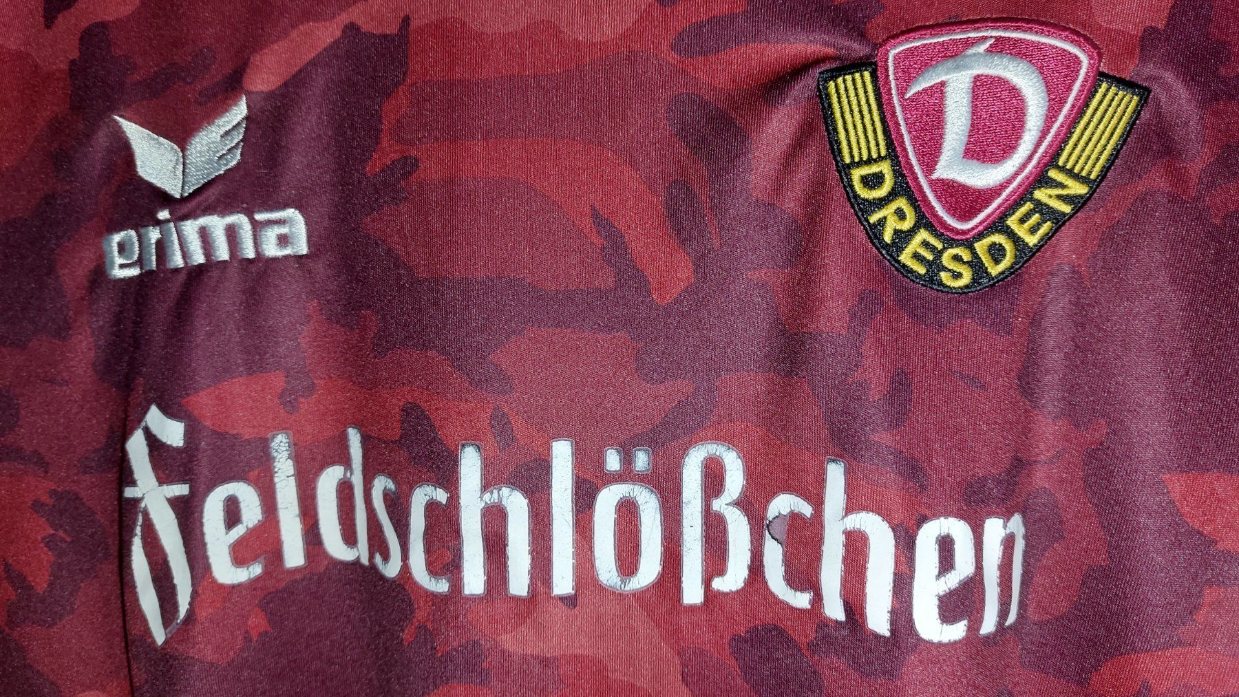 Erima Canottiere & Pantaloni: Dynamo Dresden Trikot 2016/17 Gr. XL – Usato da Hedingen venduto da Turicun25 2